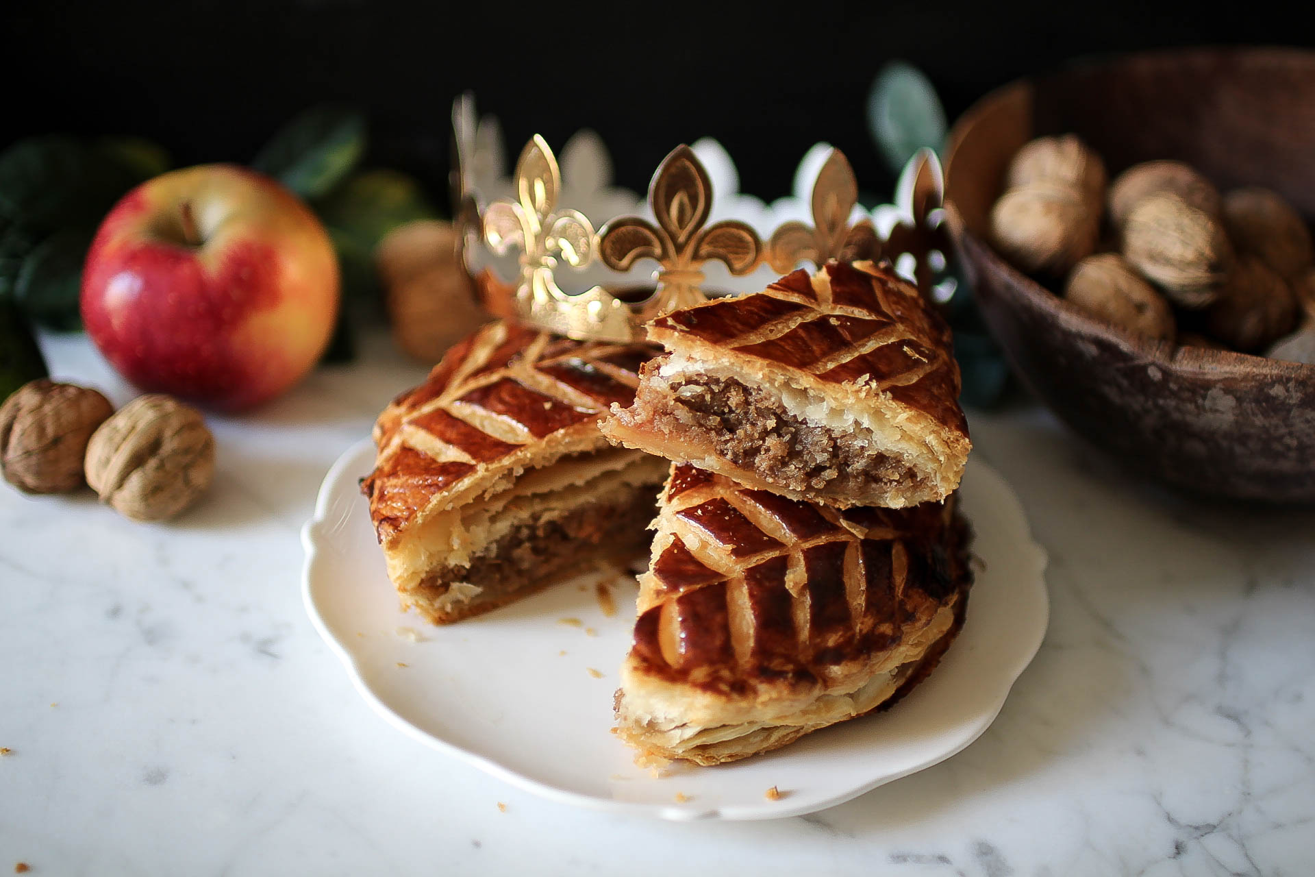 Galette des rois aux noix et aux pommes | Royal Chill - blog cuisine,  voyage et photographie